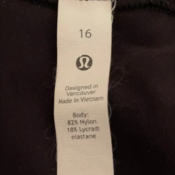 NWOT Lululemon Athletica Wunder Under High Rise Black Leggings - Picture 2 of 6